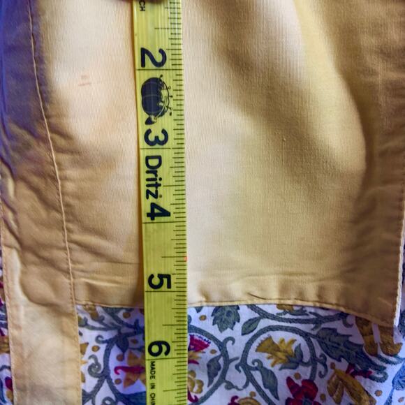 Retro Look Hostess Apron, Westminster Linen Brand, Cute Print Pockets, One Size - Picture 8 of 10